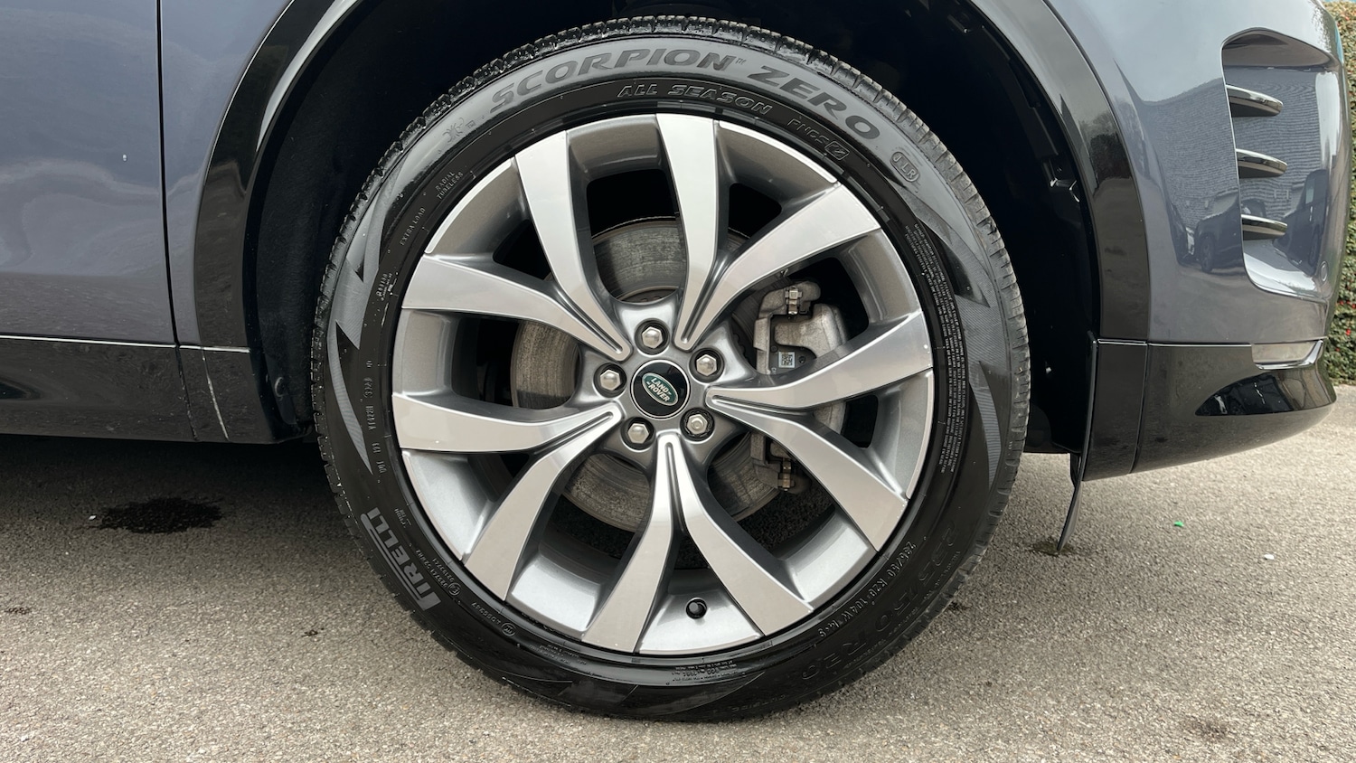 Used Land Rover Discovery Sport 2024 for sale - 78025226: Photo 8