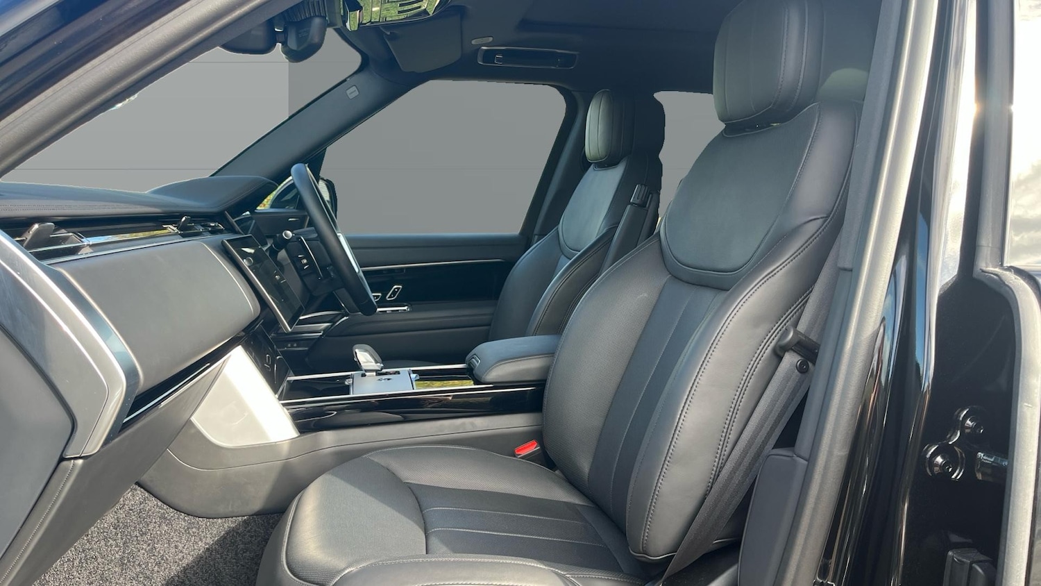 Used Land Rover Range Rover 2023 for sale - 76184321: Photo 3