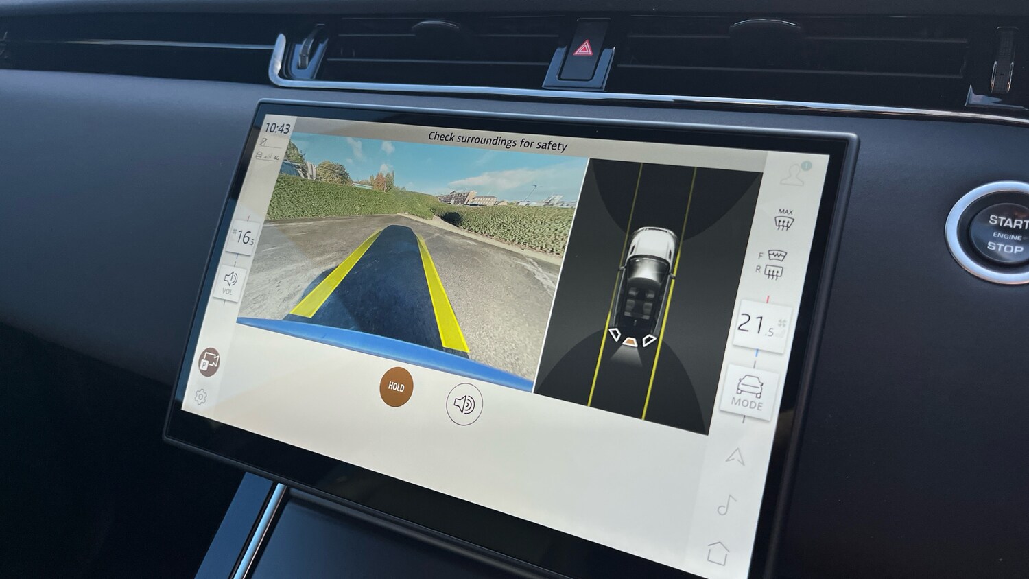 Used Land Rover Range Rover Evoque 2025 for sale - 76322477: Photo 12