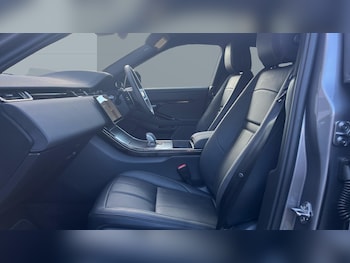 Used Land Rover Range Rover Evoque 2025 for sale - 76322477: Photo