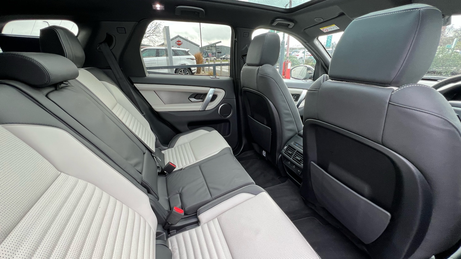 Used Land Rover Discovery Sport 2025 for sale - 77848768: Photo 32