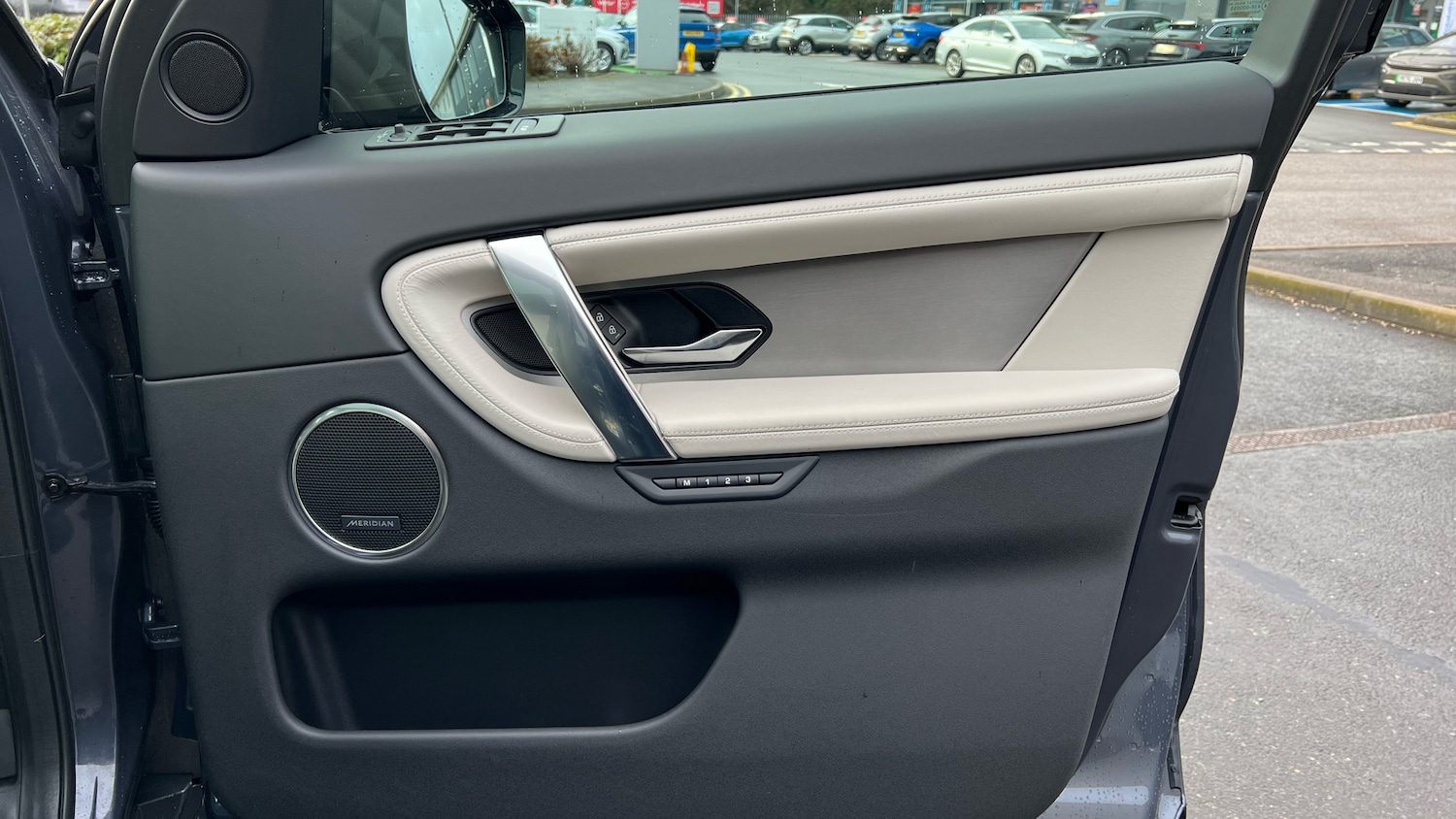 Used Land Rover Discovery Sport 2025 for sale - 77848768: Photo 34