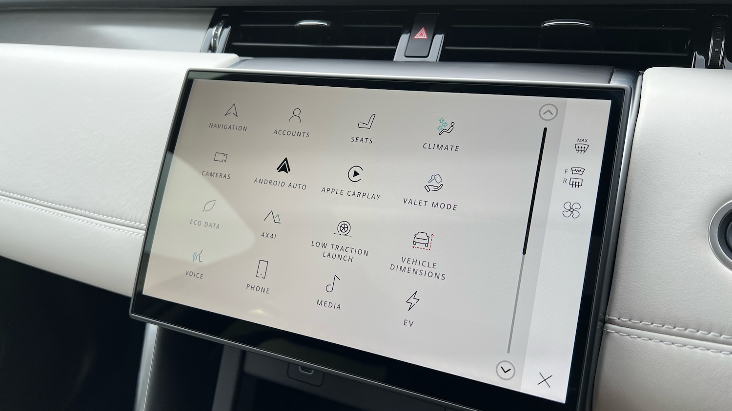 Used Land Rover Discovery Sport 2025 for sale - 77848768: Photo 39