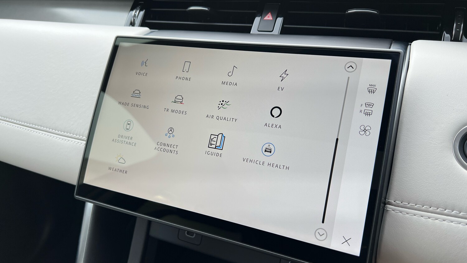 Used Land Rover Discovery Sport 2025 for sale - 77848768: Photo 40