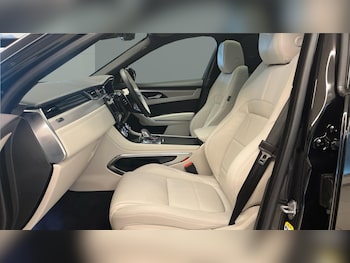 Used Jaguar F-Pace 2023 for sale - 77342542: Photo