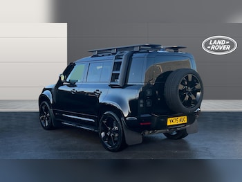 Used Land Rover Defender 2025 for sale - 78617628: Photo