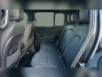 Used Land Rover Defender 2025 for sale - 78617628: Photo