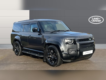 Used Land Rover Defender 2024 for sale - 76477756: Photo