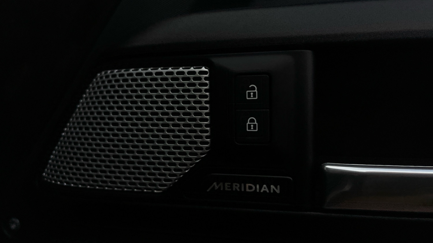 Used Land Rover Defender 2024 for sale - 76477756: Photo 24