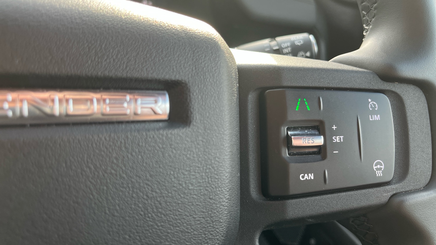 Used Land Rover Defender 2024 for sale - 76477756: Photo 28