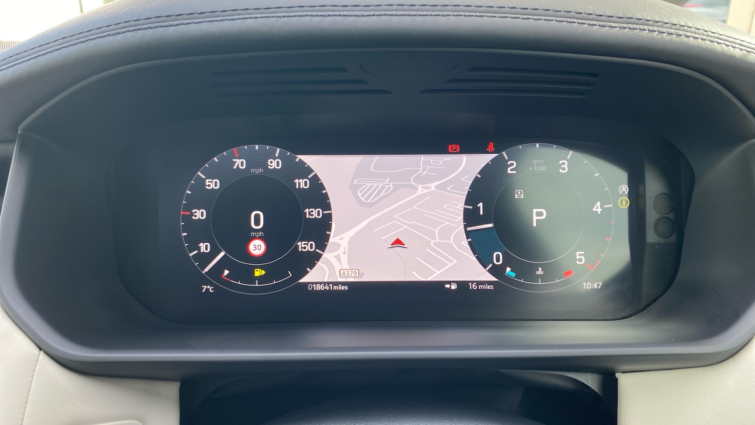 Used Land Rover Discovery 2023 for sale - 78149292: Photo 16