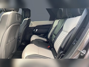 Used Land Rover Discovery 2023 for sale - 78149292: Photo