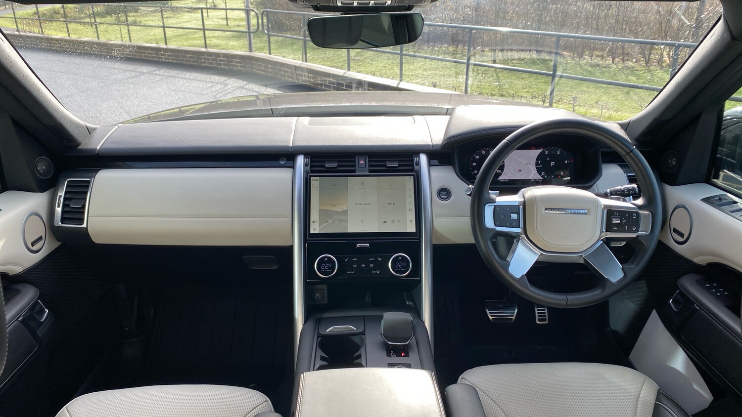 Used Land Rover Discovery 2023 for sale - 78149292: Photo 9