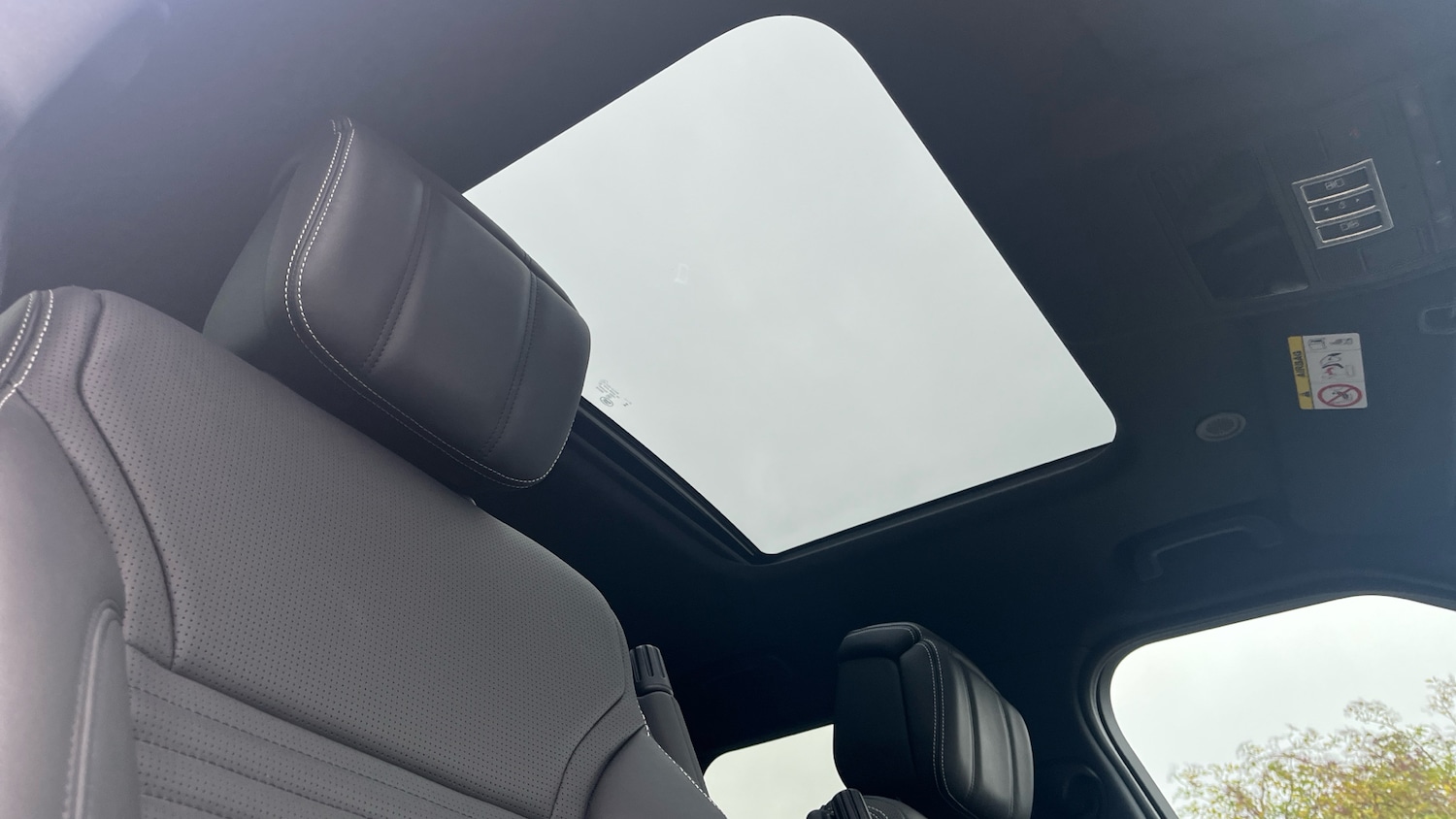 Used Land Rover Discovery 2025 for sale - 76265900: Photo 20