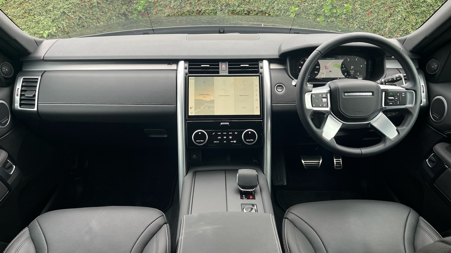 Used Land Rover Discovery 2025 for sale - 76265900: Photo 9