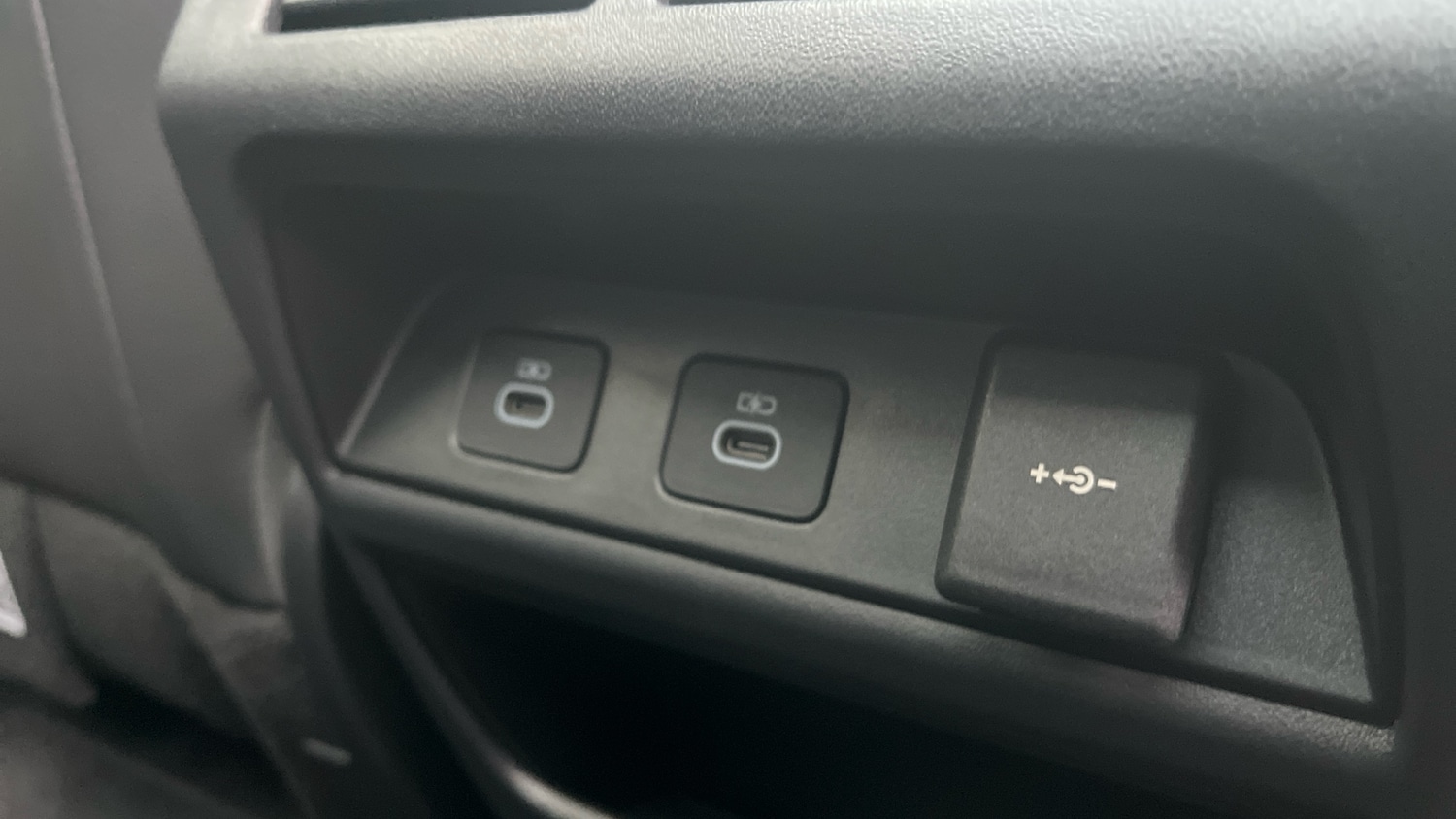 Used Land Rover Discovery Sport 2025 for sale - 77377953: Photo 31