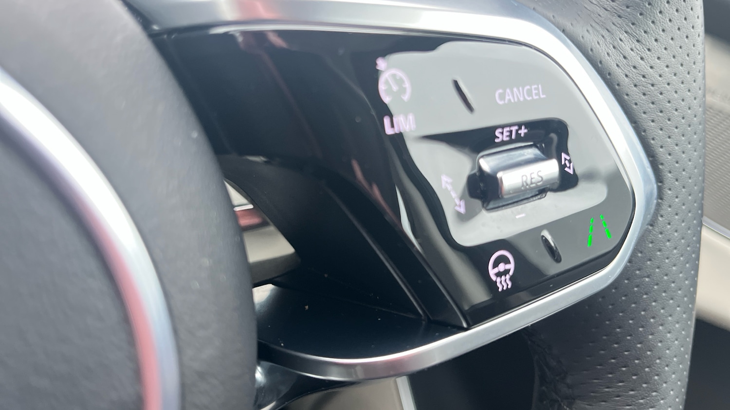 Used Jaguar F-Pace 2022 for sale - 77459648: Photo 36