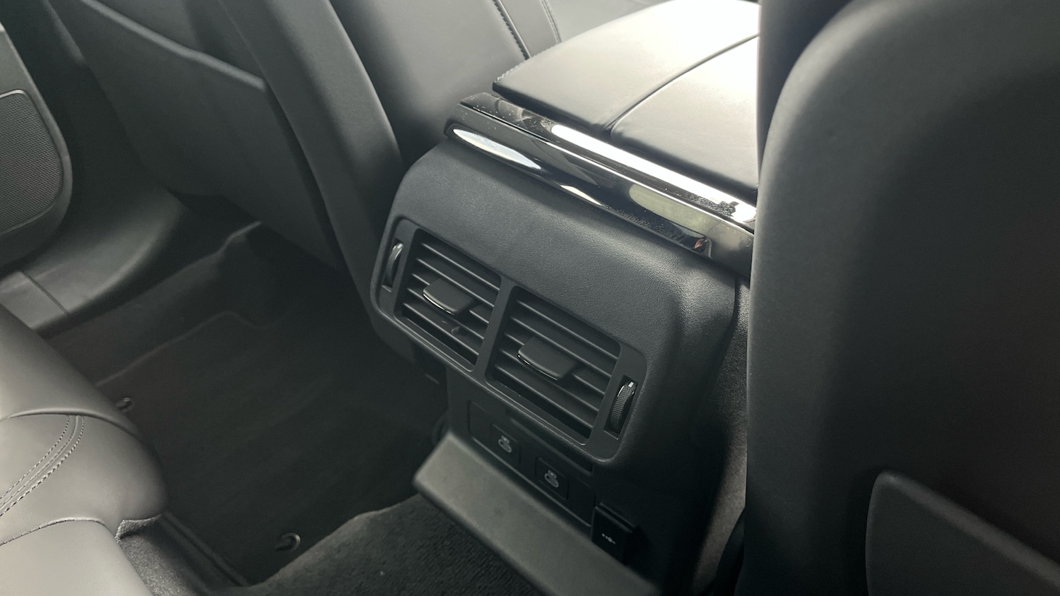 Used Land Rover Range Rover Velar 2025 for sale - 78066626: Photo 18