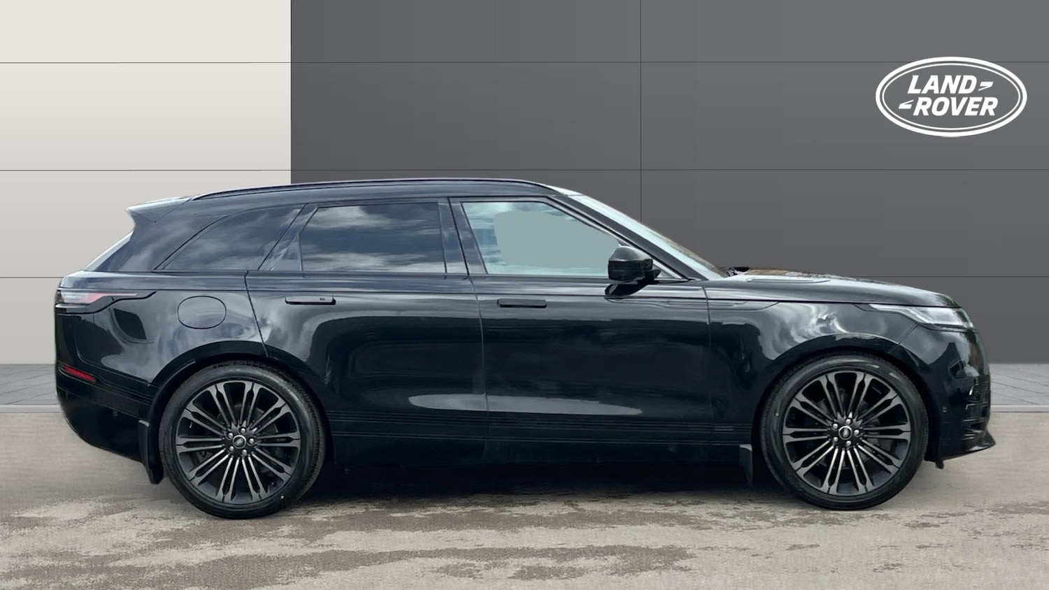 Used Land Rover Range Rover Velar 2025 for sale - 78066626: Photo 5