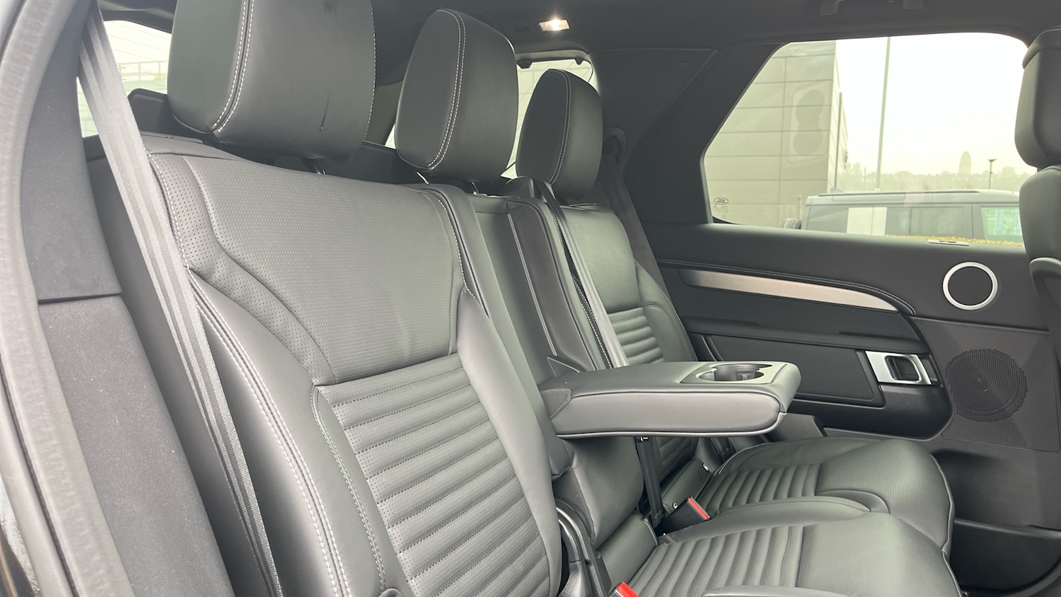 Used Land Rover Discovery 2025 for sale - 78000807: Photo 22