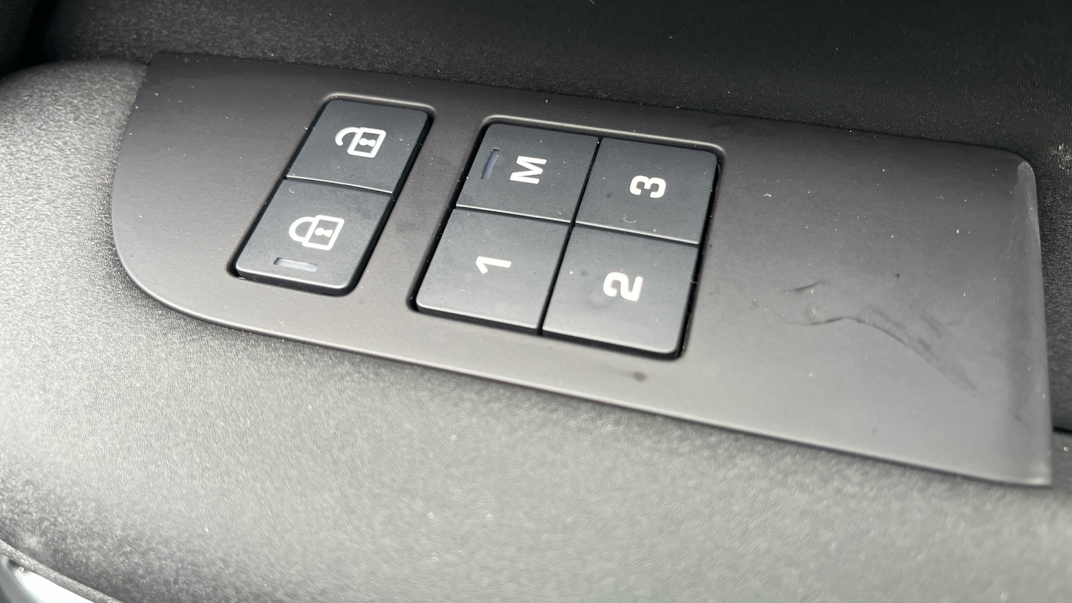 Used Land Rover Discovery 2025 for sale - 78000807: Photo 28