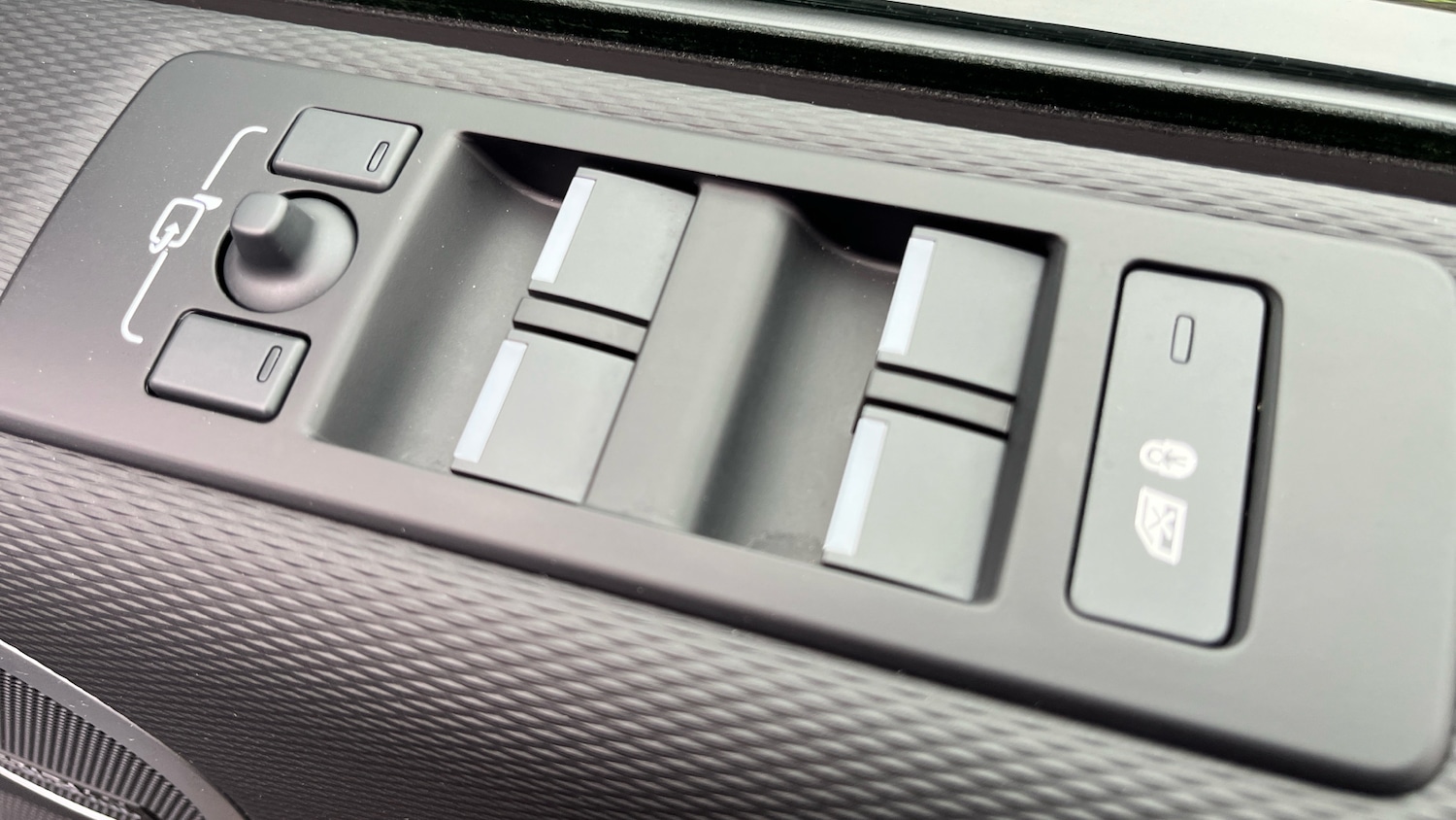 Used Land Rover Discovery 2025 for sale - 78000807: Photo 29