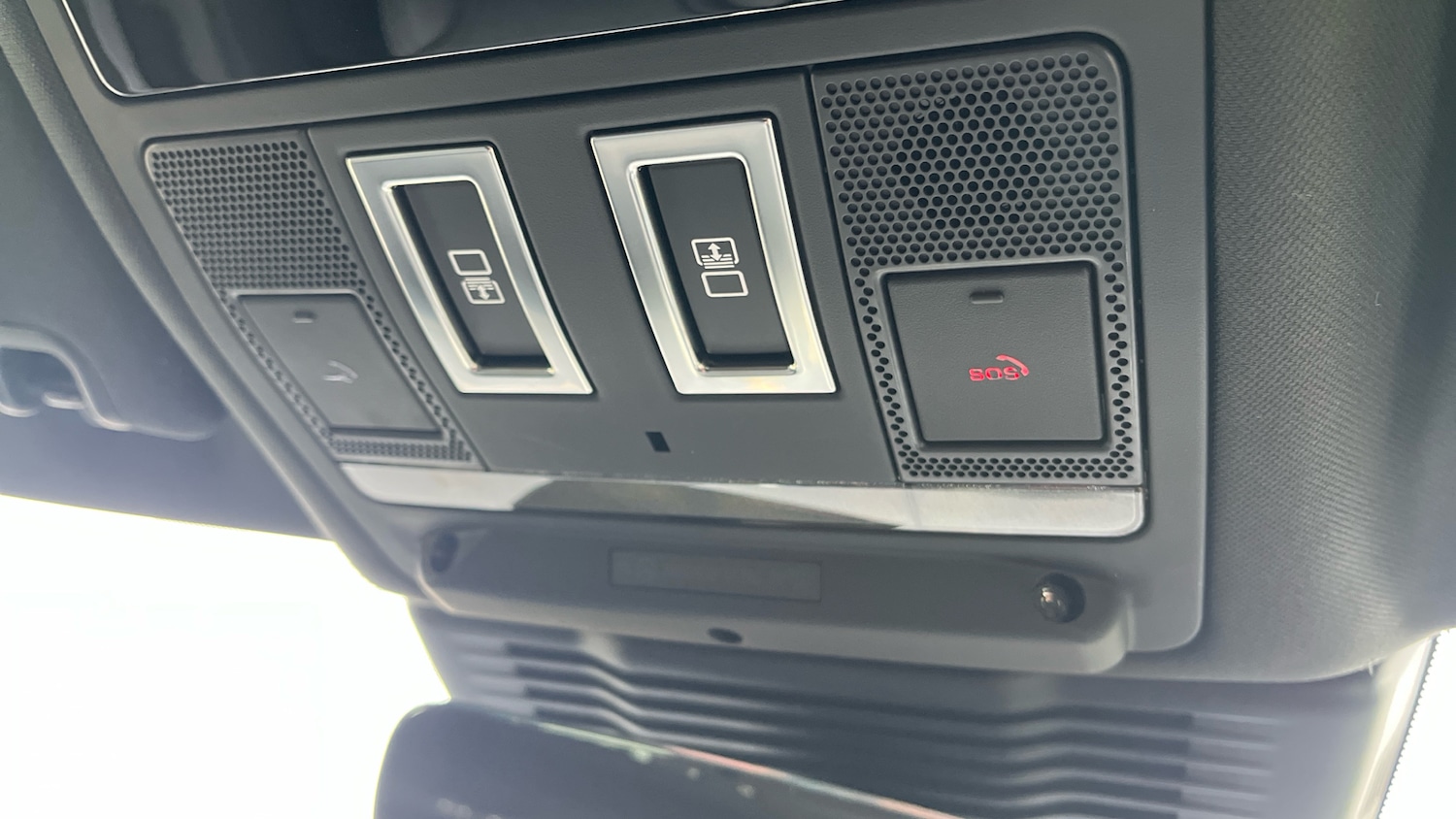 Used Land Rover Discovery 2025 for sale - 78000807: Photo 34