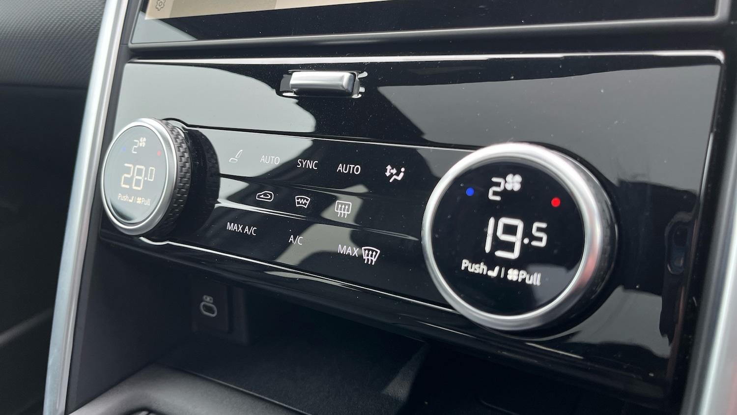 Used Land Rover Discovery 2025 for sale - 78000807: Photo 36