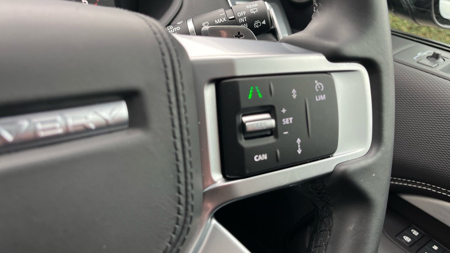 Used Land Rover Discovery 2025 for sale - 78000807: Photo 39