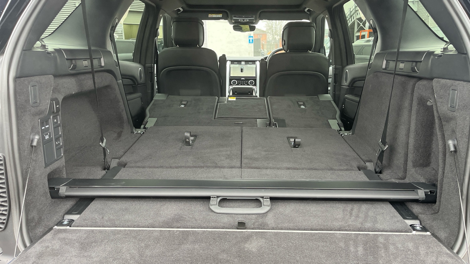 Used Land Rover Discovery 2025 for sale - 78000807: Photo 58