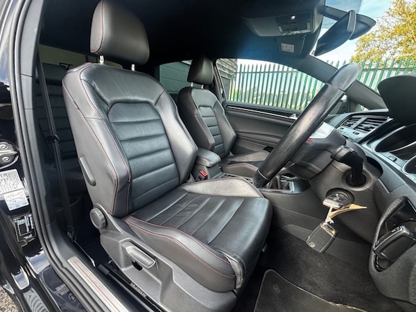 Used Volkswagen Golf 2014 for sale - 75764957: Photo 14