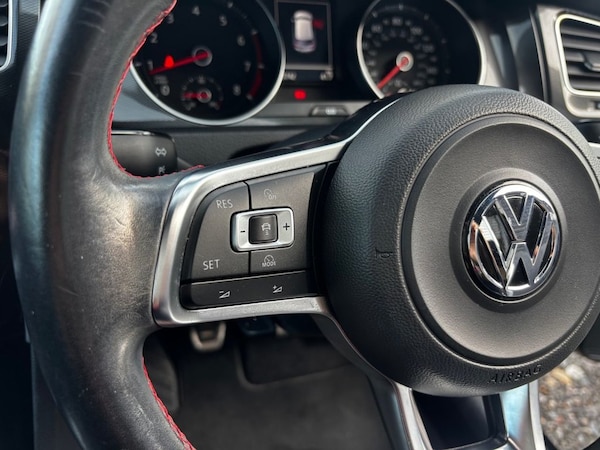 Used Volkswagen Golf 2014 for sale - 75764957: Photo 24