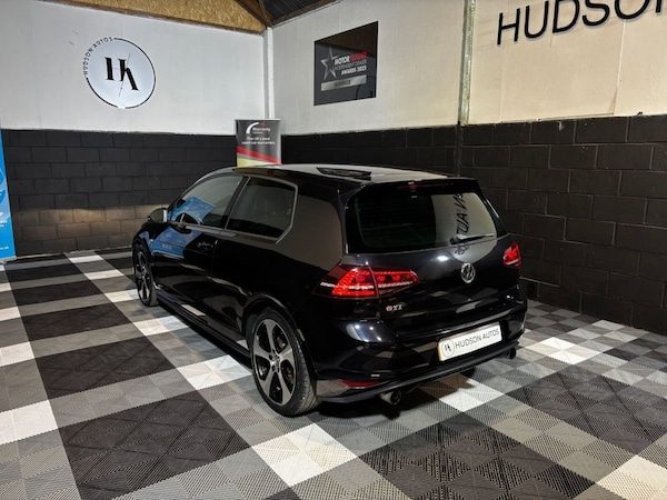Used Volkswagen Golf 2014 for sale - 75764957: Photo 4