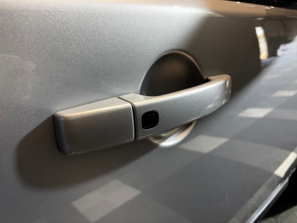 Used Land Rover Discovery 2016 for sale - 76617561: Photo 13