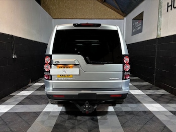 Used Land Rover Discovery 2016 for sale - 76617561: Photo