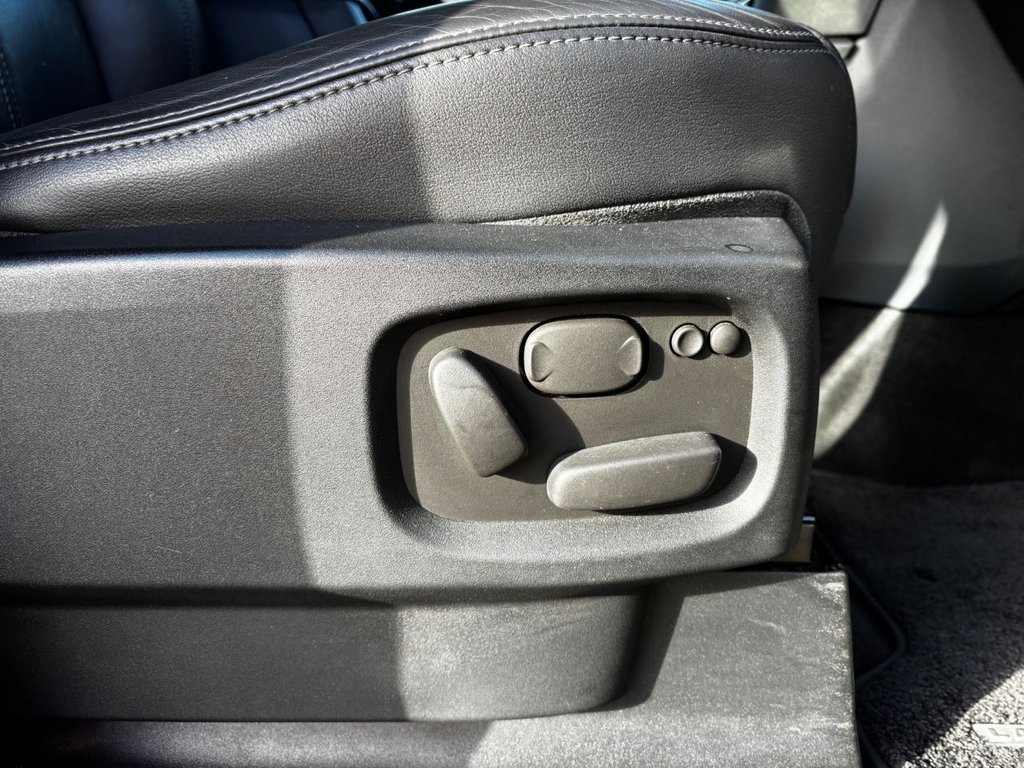 Used Land Rover Discovery 2016 for sale - 76617561: Photo 40