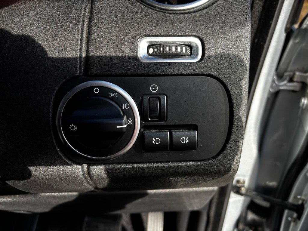 Used Land Rover Discovery 2016 for sale - 76617561: Photo 46