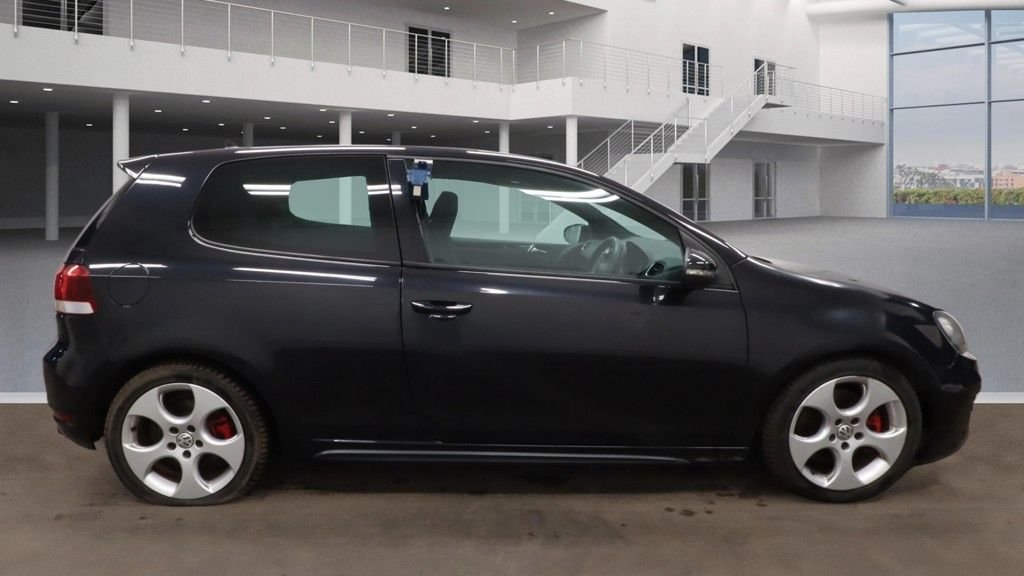 Used Volkswagen Golf 2010 for sale - 77442250: Photo 3