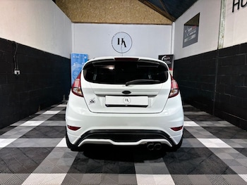 Used Ford Fiesta 2017 for sale - 75735508: Photo