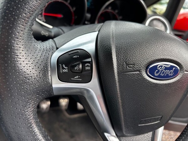 Used Ford Fiesta 2017 for sale - 76291528: Photo 32