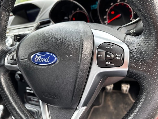 Used Ford Fiesta 2017 for sale - 76291528: Photo 33