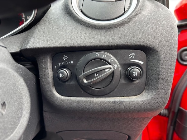 Used Ford Fiesta 2017 for sale - 76291528: Photo 34