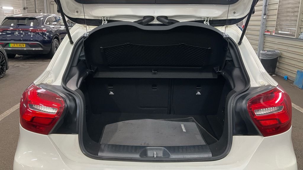 Used Mercedes-Benz A-Class 2016 for sale - 76686195: Photo 4