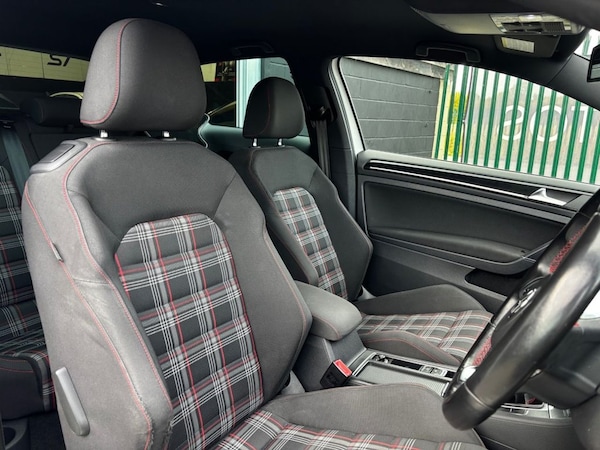Used Volkswagen Golf 2013 for sale - 76074088: Photo 16