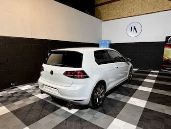 Used Volkswagen Golf 2013 for sale - 76074088: Photo 2
