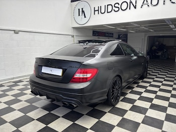 Used Mercedes-Benz C-Class 2014 for sale - 76056758: Photo