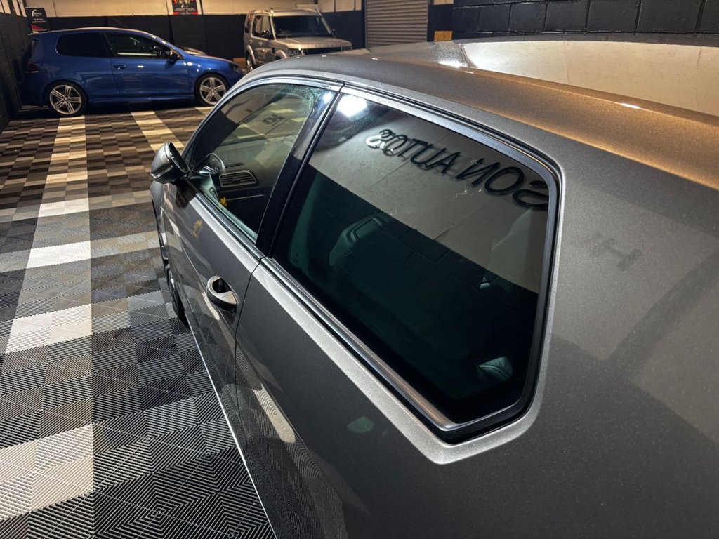 Used Volkswagen Golf 2017 for sale - 76617460: Photo 12