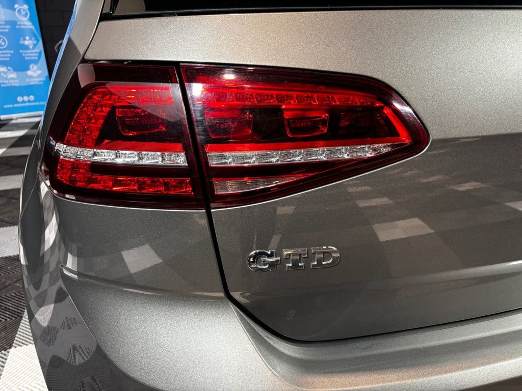 Used Volkswagen Golf 2017 for sale - 76617460: Photo 14