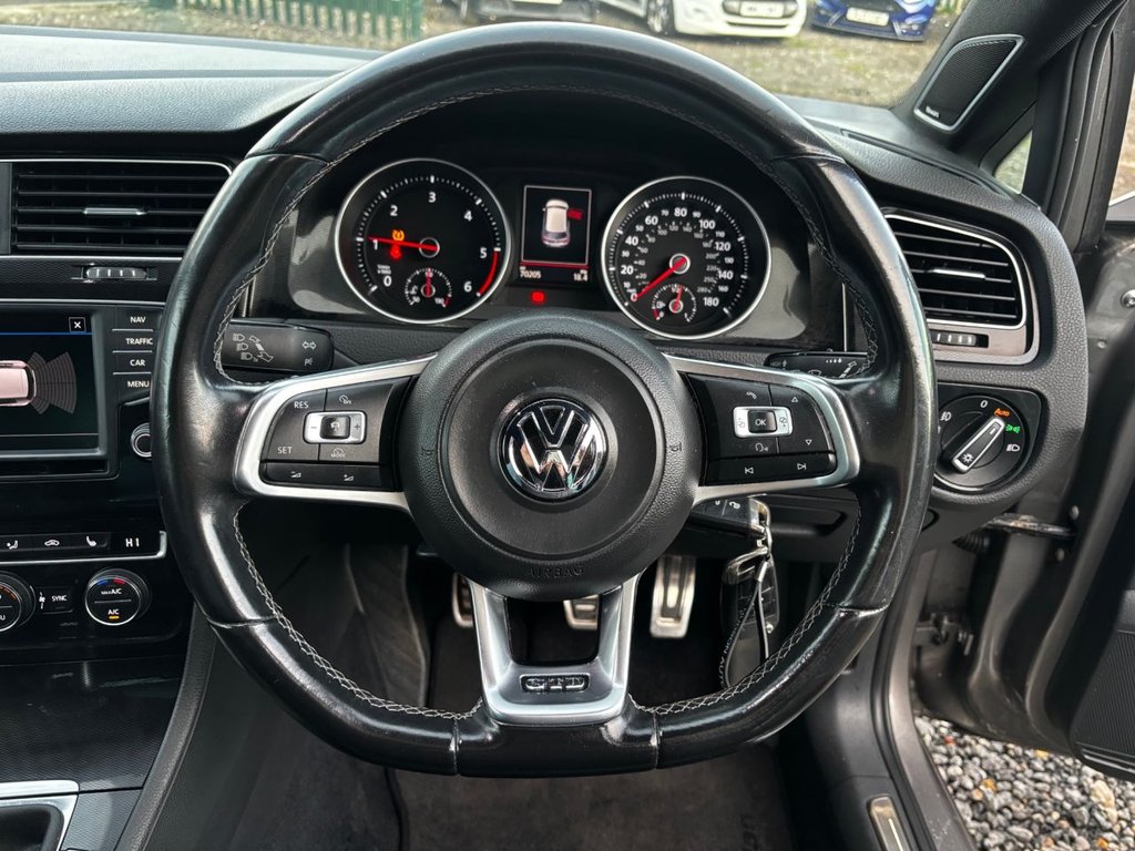 Used Volkswagen Golf 2017 for sale - 76617460: Photo 22
