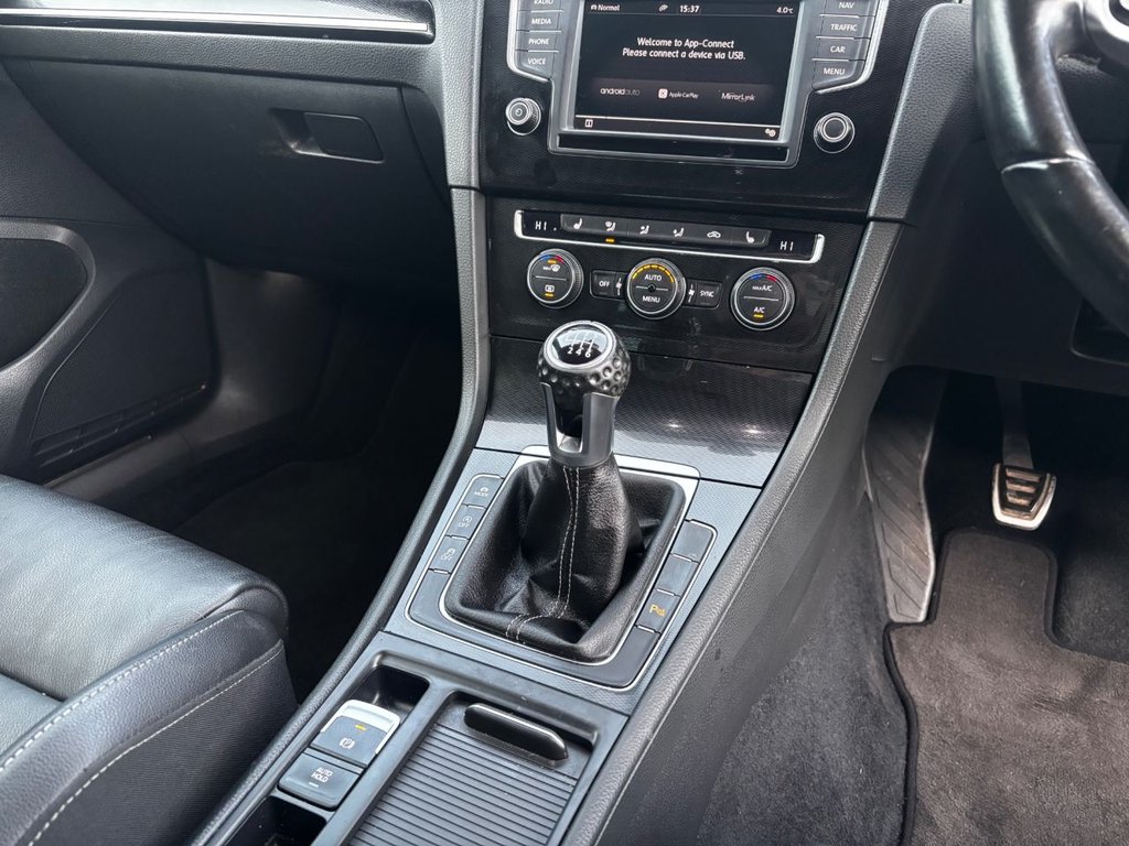 Used Volkswagen Golf 2017 for sale - 76617460: Photo 26